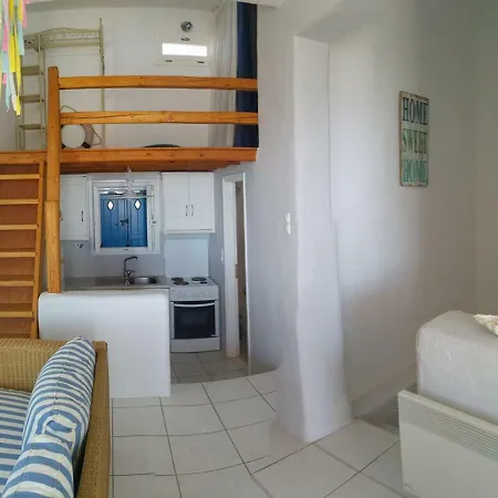 Apartment Paradosiaki Mezoneta *