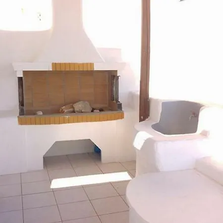 Apartment Paradosiaki Mezoneta *